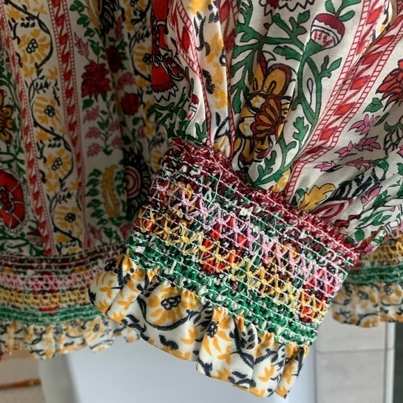 Alice + Olivia Cherelle Smocked-Waist Print Blouse - Picture 3 of 12